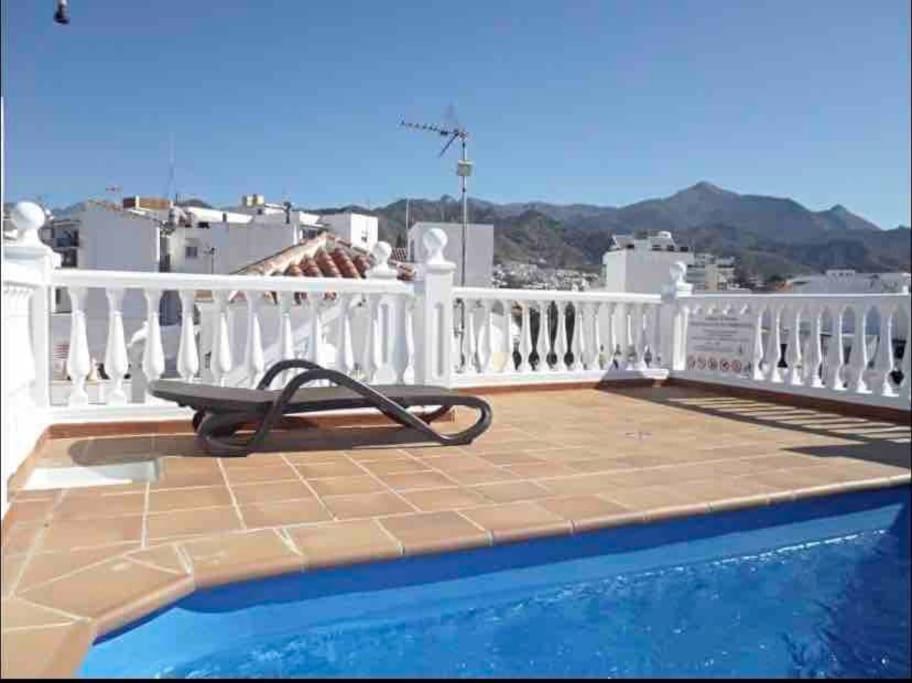 Picasso - Spacious In Old Town Apartment Nerja